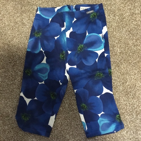 Girls Guess Crop Pants - Picture 3 of 5